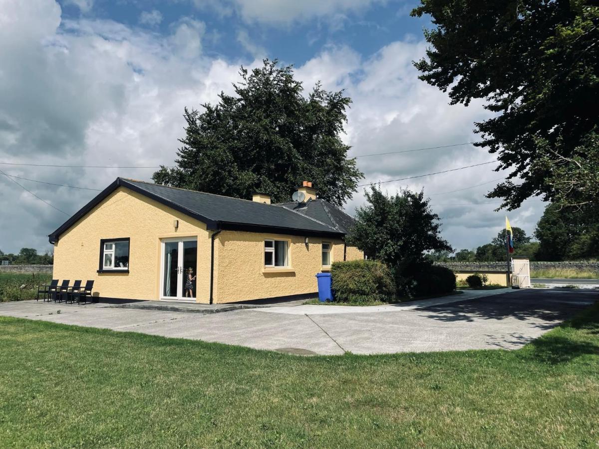 Cutteen Cottage Tulla Экстерьер фото